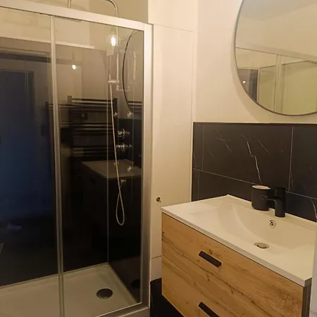 Le 408 Des Pistes Appartement *